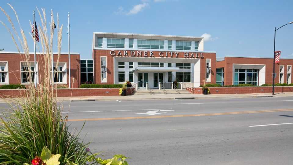 Gardner, Kansas, giving residents free month of electricity to help