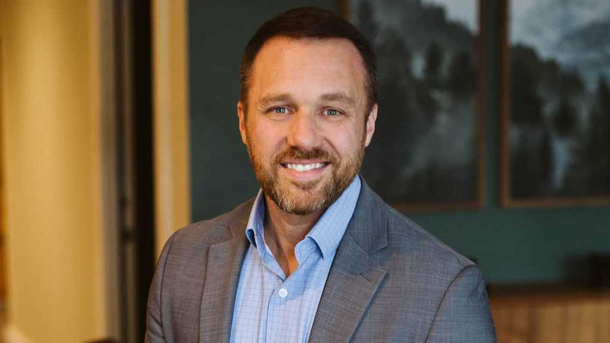 Garrett Mason announces bid for Maine governor