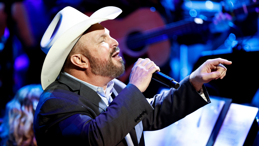 One-on-one with Garth Brooks ahead of 2 Cincinnati concerts