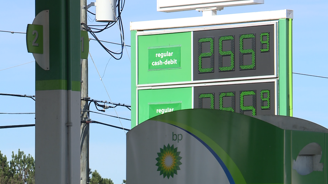 SC gas prices fall for holidays