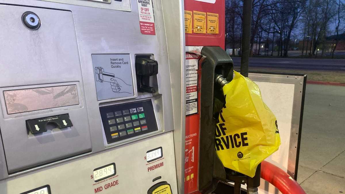 Some gas pumps in Northwest Arkansas close because lack of gasoline