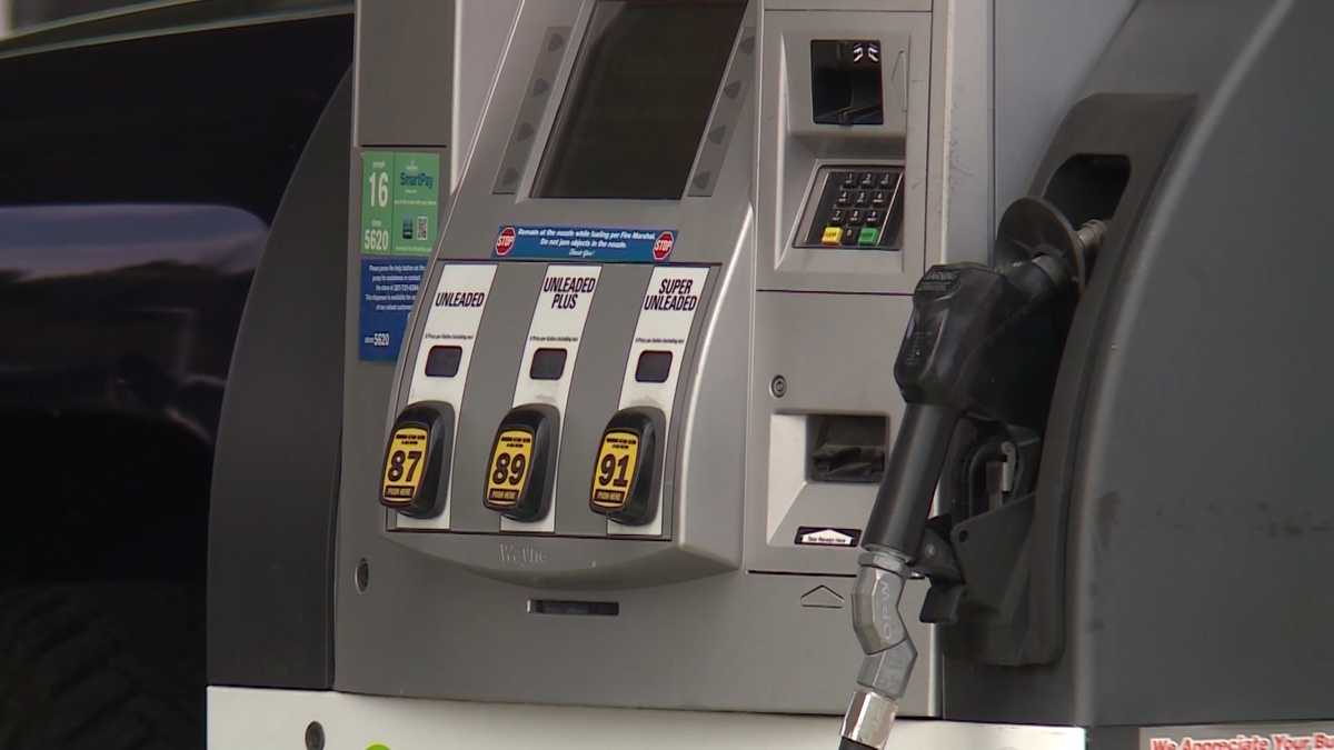 Maine sees big drop in gas prices