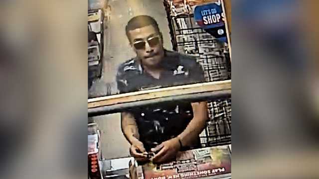 Sheriff: Man allegedly exposed himself in Florida gas station