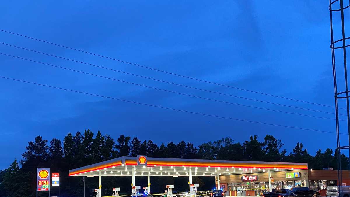 Search continues for man after deadly assault at Laurens County gas