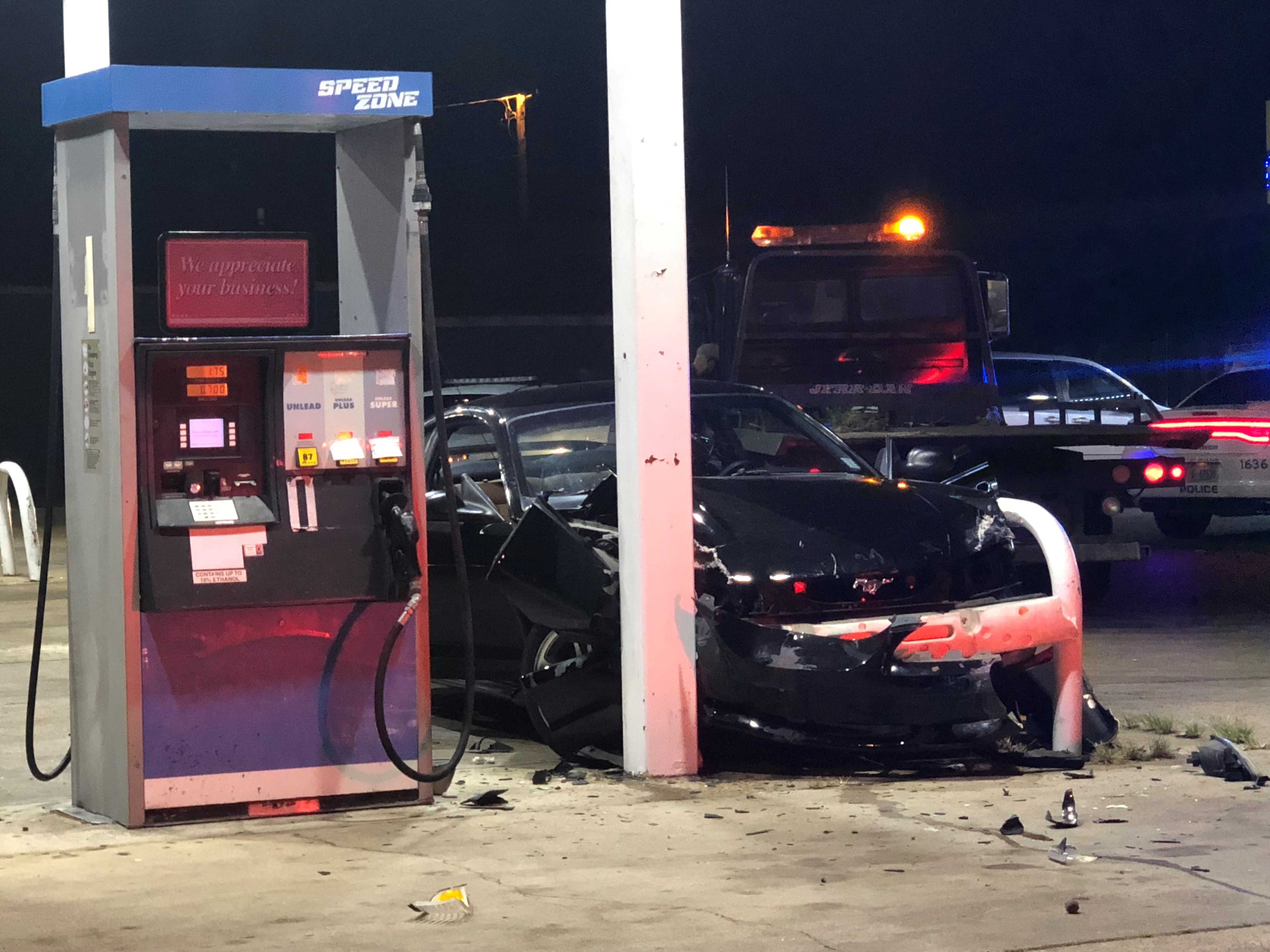 Thieves Crash Into Gas Pump After Stealing T-shirts From Convenience Store