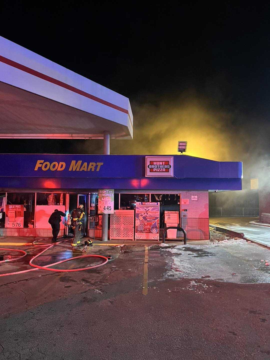 wyff4.com - Stephanie Moore - Upstate gas station heavily damaged in fire