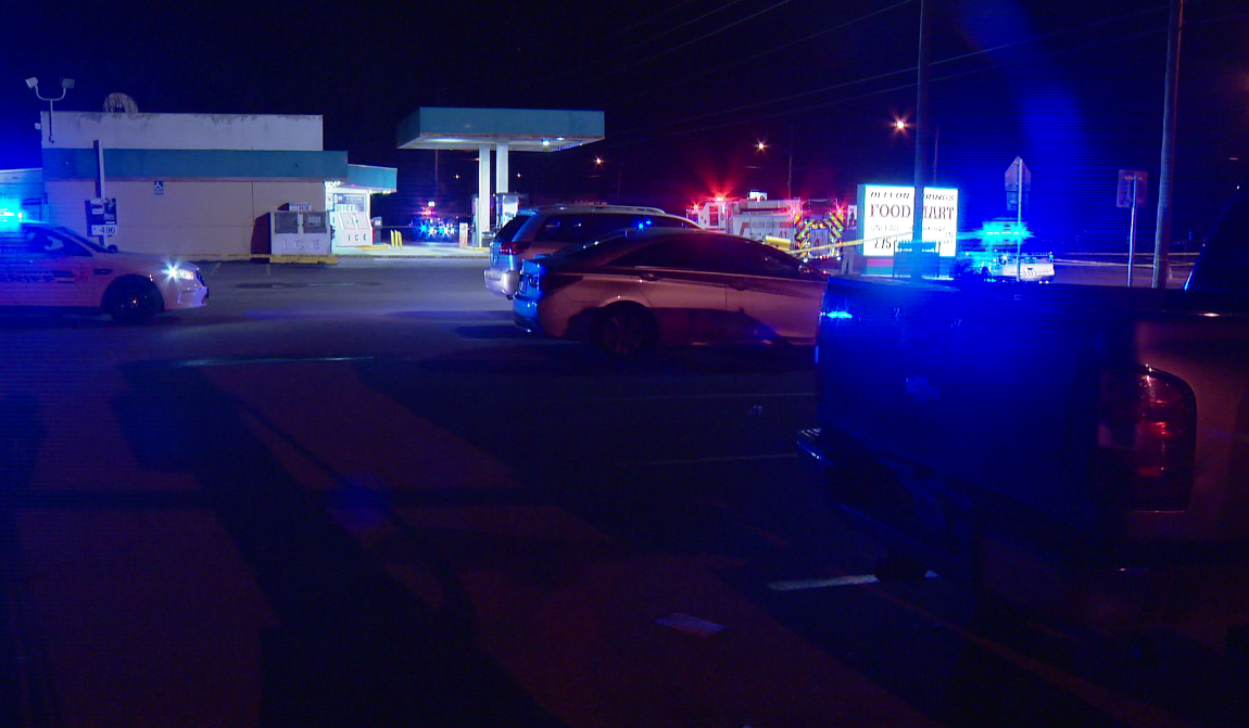 1 Dead After Shooting, Stabbing At DeLeon Springs Gas Station, Deputies Say