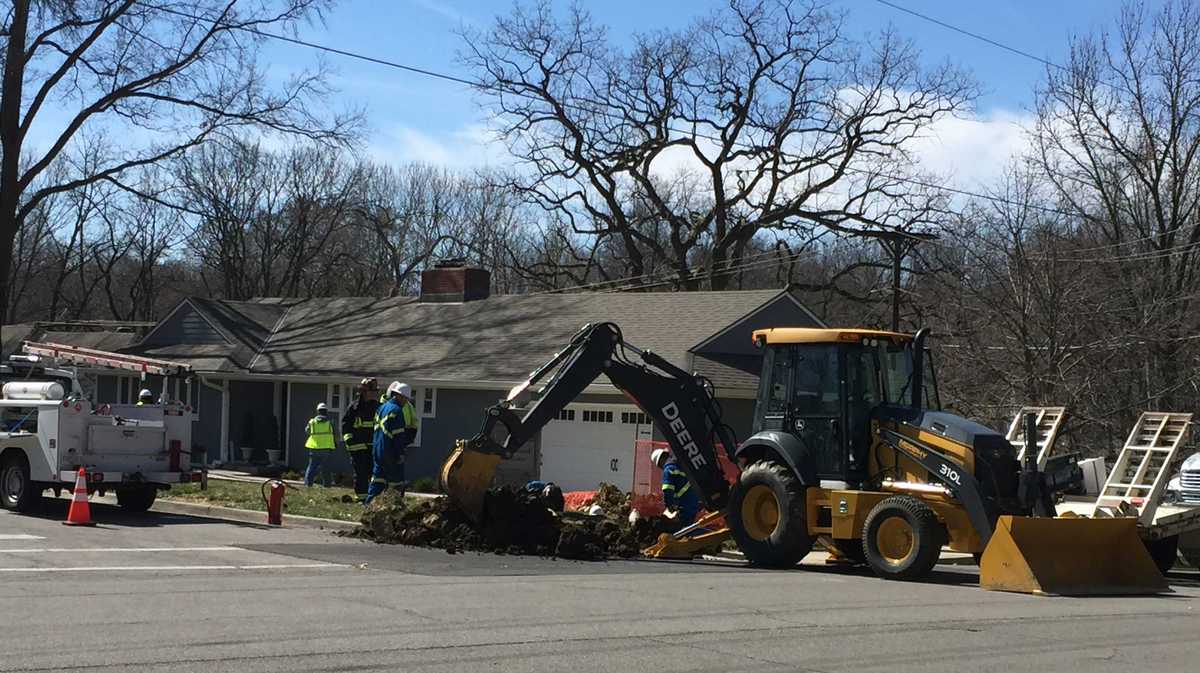 Some Leawood homes evacuated Friday because of gas leak