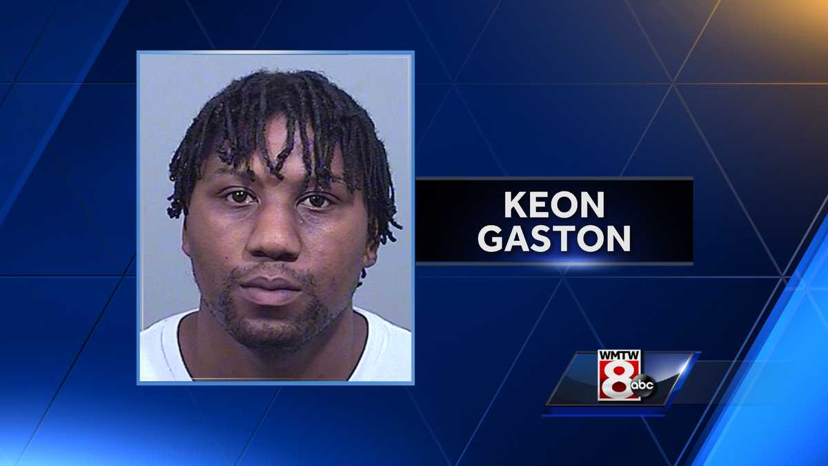 Man arrested along Maine Turnpike after South Portland bank robbery