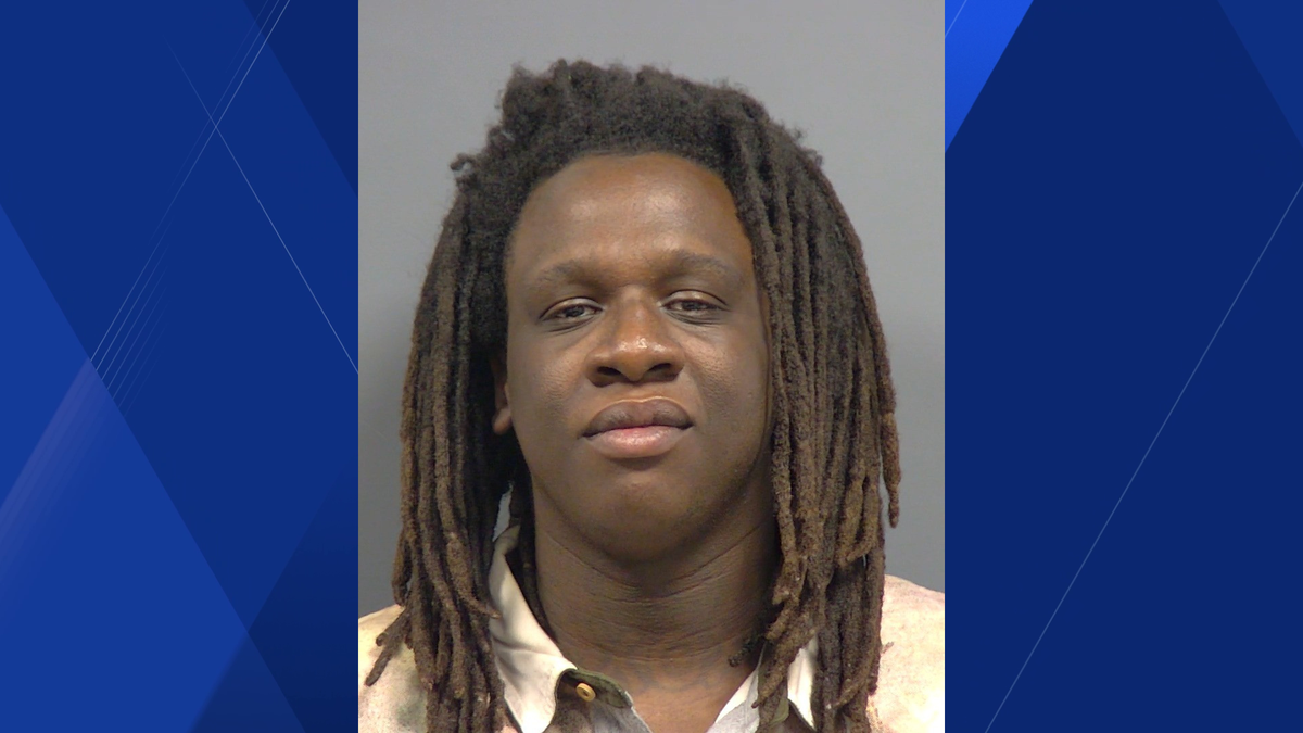 Man accused of violating probation following criminal mischief arrest