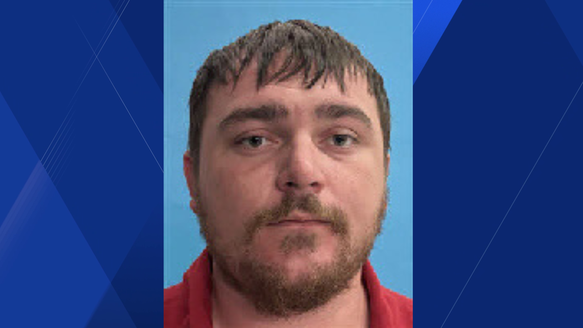 Man arrested in DeSoto County, accused of illegally hunting deer