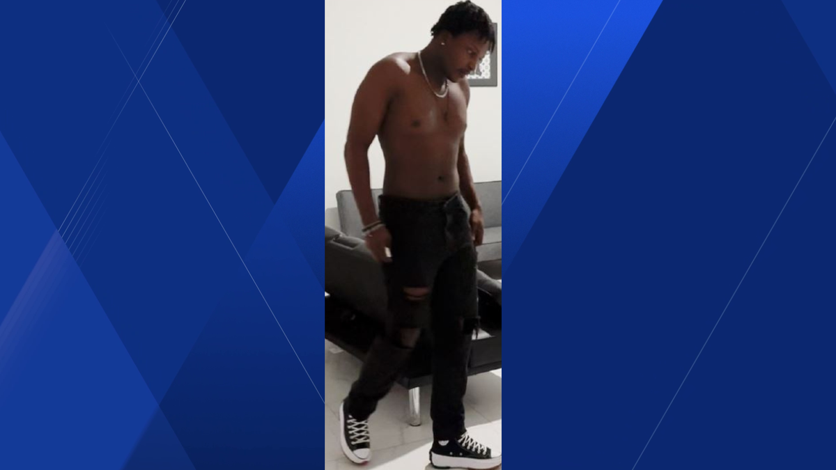 Lee County deputies seek information on man accused of armed robbery in ...