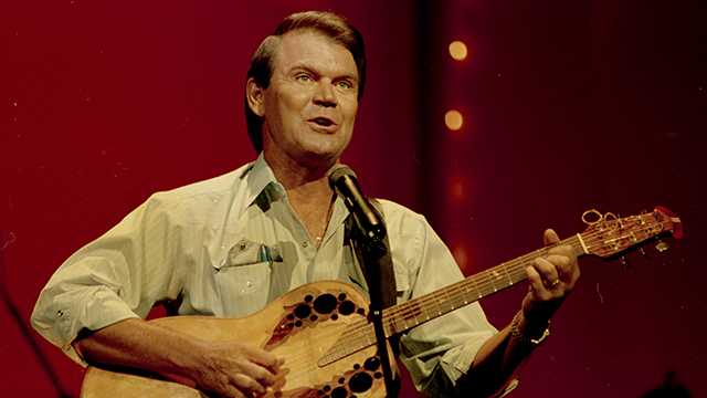 'Rhinestone Cowboy' singer laid to rest in Arkansas