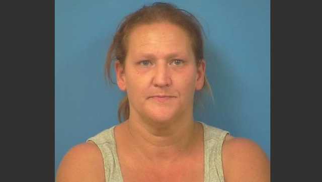 Kansas City woman in custody after 95-year-old father found buried in yard - Vimarsana News