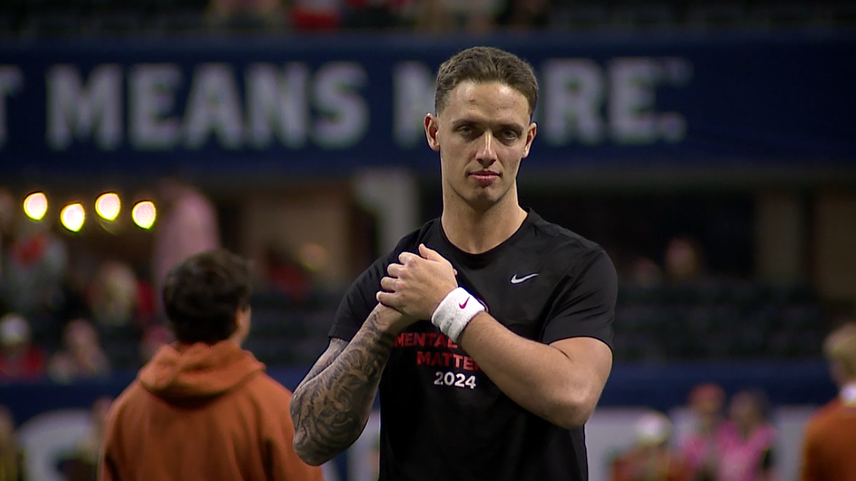 Quarterback Carson Beck Enters Transfer Portal, Eyes Future Options