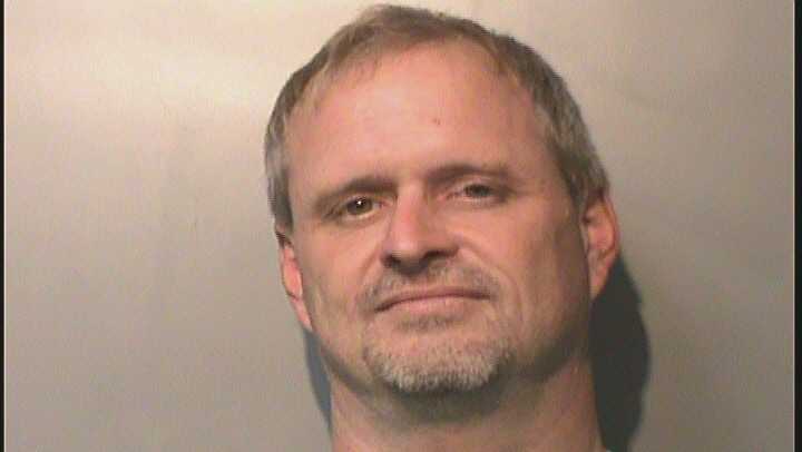 Des Moines man charged with counts of indecent contact with child - KCCI