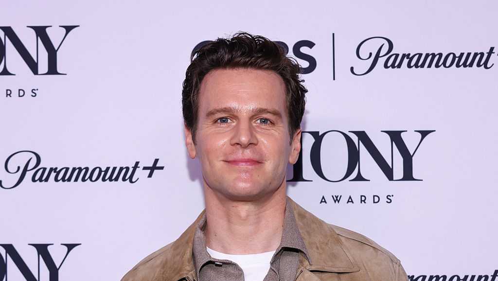 Jonathan Groff to make Royal Shakespeare Company debut