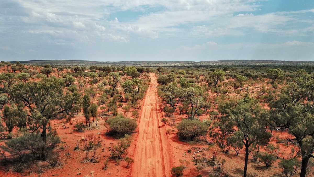 Woman Rescued After 12 Nights Stranded In Australian Outback 2 Missing