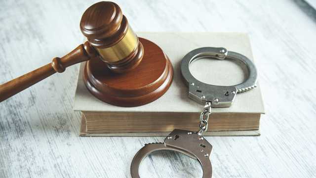 Baltimore prosecutor: 5 officers indicted in 3 separate cases - Vimarsana News