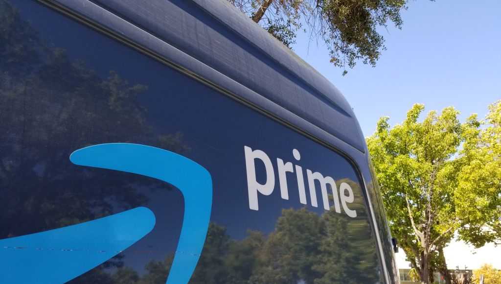 Coroner identifies Amazon delivery driver killed in collision with ...