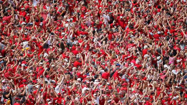 Nebraska football will switch to west sidelines for 2024 season