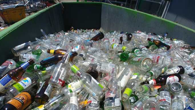 Plastic Bottles - Stockton Recycles