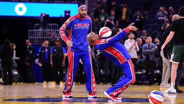 SAN FRANCISCO, CA - JANUARY 8: The Harlem Globetrotters warm up prior to a game between the Milwaukee Bucks and the Golden State Warriors on January 8, 2020 at Chase Center in San Francisco, California. NOTE TO USER: User expressly acknowledges and agrees that, by downloading and or using this photograph, user is consenting to the terms and conditions of Getty Images License Agreement. Mandatory Copyright Notice: Copyright 2020 NBAE (Photo by Noah Graham/NBAE via Getty Images)