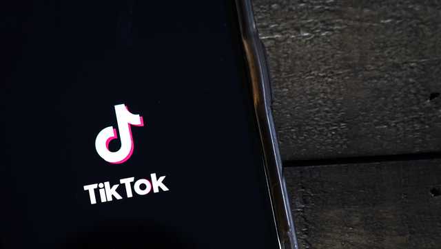 TikTok strengthen policies prevent hoaxes, dangerous challenges - Vimarsana News