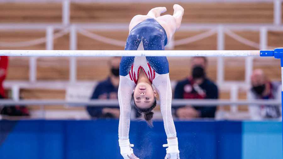 TOKYO, JAPAN - JULY 29: (BILD ZEITUNG OUT) Sunisa Lee of USA competes at Uneven Bars during Artistic Gymnastics on day six of the Tokyo 2020 Olympic Games at Ariake Gymnastics Centre on July 29, 2021 in Tokyo, Japan. (Photo by Tom Weller/DeFodi Images via Getty Images)