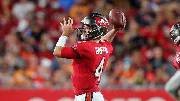 TAMPA, FL - AUGUST 21: Ryan Griffin (4) of the Buccaneers throws the ball during the preseason game between the Tennessee Titans and the Tampa Bay Buccaneers on August 21, 2021 at Raymond James Stadium in Tampa, Florida. (Photo by Cliff Welch/Icon Sportswire via Getty Images)
