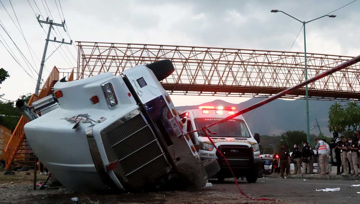 At least 6 dead in massive Texas crash involving over 100 cars: Officials -  ABC News