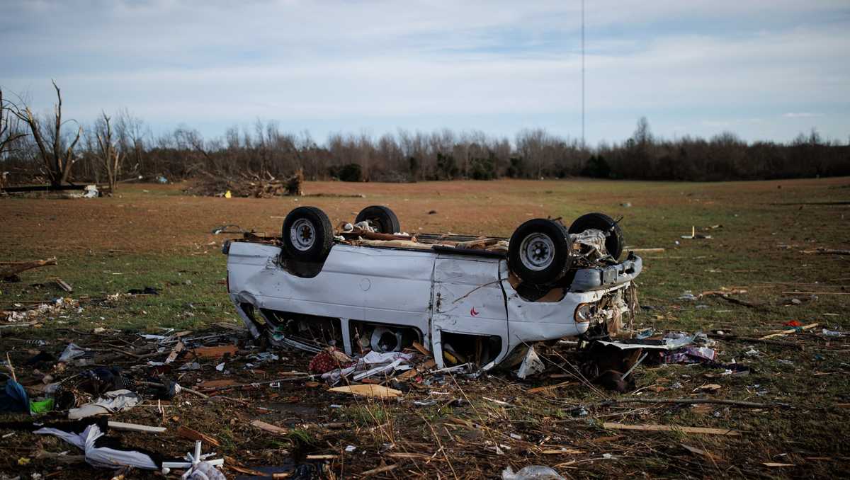 PHOTOS: The aftermath of the deadly tornadoes that ripped through the ...