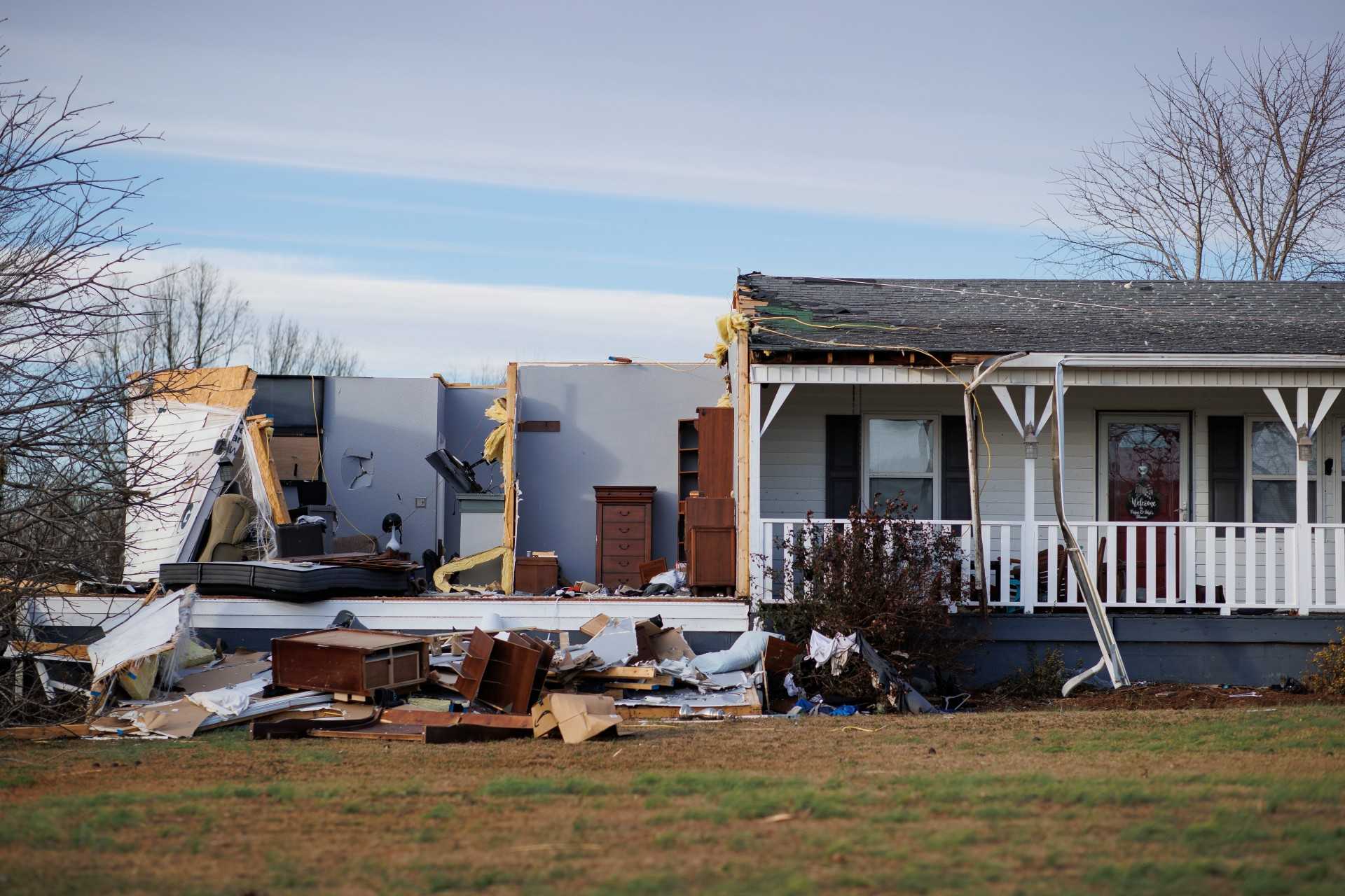 PHOTOS: The Aftermath Of The Deadly Tornadoes That Ripped Through The ...