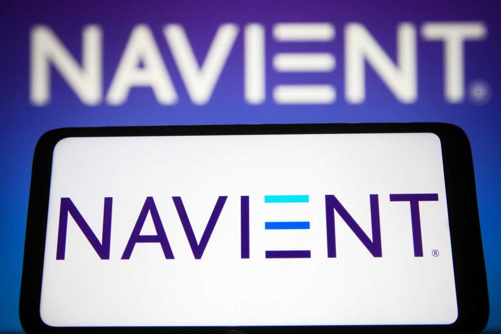 Navient Settles Predatory Student Loan Claims For 1 85B   Gettyimages 1237363119 