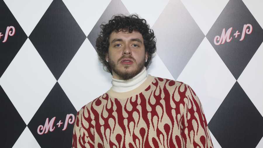 MILEYS NEW YEARS EVE PARTY HOSTED BY MILEY CYRUS AND PETE DAVIDSON -- Pictured: Jack Harlow arrives on Friday, December 31