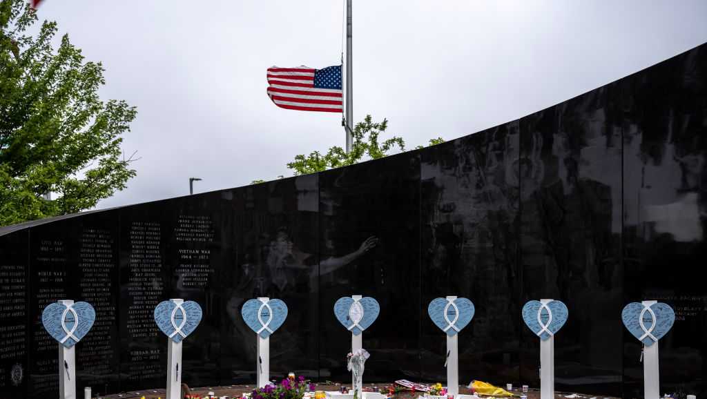 Highland Park marks 1 year after July 4 shooting - Vimarsana News