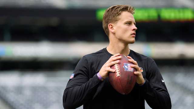 Joe Burrow Appears to be in Great Shape, Wears Headband During