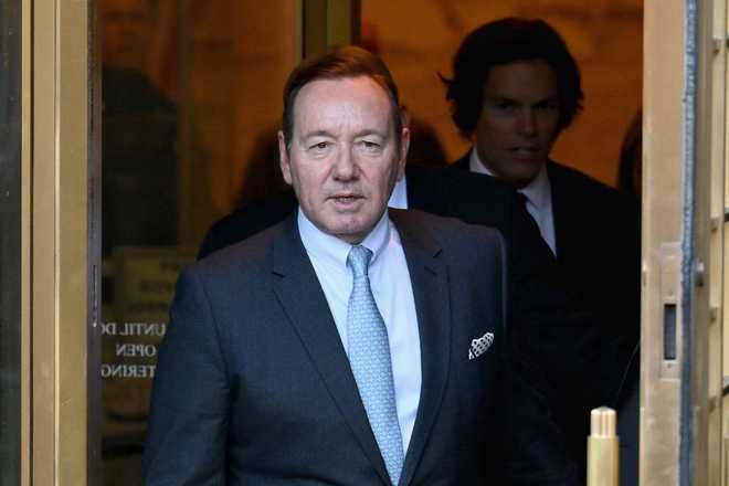 US&#x20;actor&#x20;Kevin&#x20;Spacey&#x20;leaves&#x20;the&#x20;United&#x20;States&#x20;District&#x20;Court&#x20;for&#x20;the&#x20;Southern&#x20;District&#x20;of&#x20;New&#x20;York&#x20;on&#x20;October&#x20;6,&#x20;2022&#x20;in&#x20;New&#x20;York&#x20;City.&#x20;-&#x20;Five&#x20;years&#x20;after&#x20;sexual&#x20;misconduct&#x20;allegations&#x20;ended&#x20;his&#x20;Hollywood&#x20;career,&#x20;Kevin&#x20;Spacey&#x20;appeared&#x20;in&#x20;a&#x20;New&#x20;York&#x20;court&#x20;to&#x20;face&#x20;a&#x20;civil&#x20;lawsuit&#x20;brought&#x20;by&#x20;actor&#x20;Anthony&#x20;Rapp,&#x20;who&#x20;accuses&#x20;the&#x20;disgraced&#x20;Oscar&#x20;winner&#x20;of&#x20;assaulting&#x20;him&#x20;as&#x20;a&#x20;teenager,&#x20;in&#x20;1986.&#x20;&#x28;Photo&#x20;by&#x20;ANGELA&#x20;WEISS&#x20;&#x2F;&#x20;AFP&#x29;&#x20;&#x28;Photo&#x20;by&#x20;ANGELA&#x20;WEISS&#x2F;AFP&#x20;via&#x20;Getty&#x20;Images&#x29;