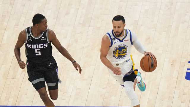 Playoff Preview: Fox plans to play as Kings enter massive Game 5 at Golden 1 Center - Vimarsana News