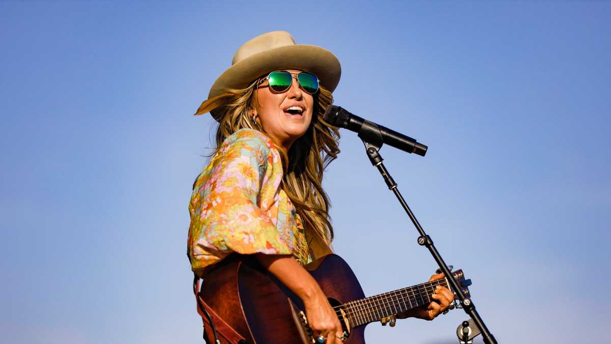 Lainey Wilson Is Proud “To Be A Part Of This Generation Of Country Music,”  Says The Genre Is “Cooler Than It's Ever Been” - Music Mayhem Magazine