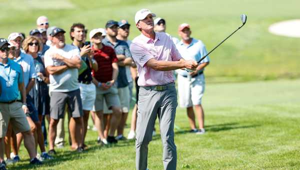 DES MOINES, IOWA - JUNE 3: Steve Stricker of the United States plays his shot on the 18th hole during the second round of the Principal Charity Classic at Wakonda Club on June 3, 2023 in Des Moines, Iowa. (Photo by David Berding/Getty Images)