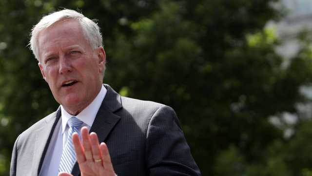 Mark Meadows surrenders on charges relating to 2020 election - Vimarsana News
