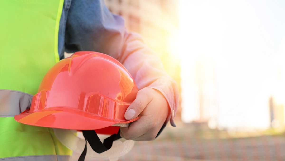 Immigration officials detain nearly a dozen construction workers in Vermont