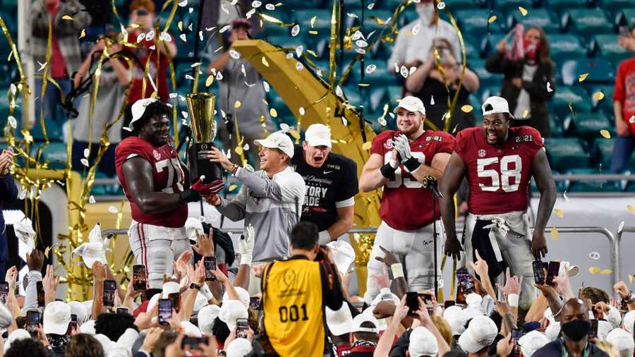 CFP National Championship Presented by AT&T - Ohio State v Alabama