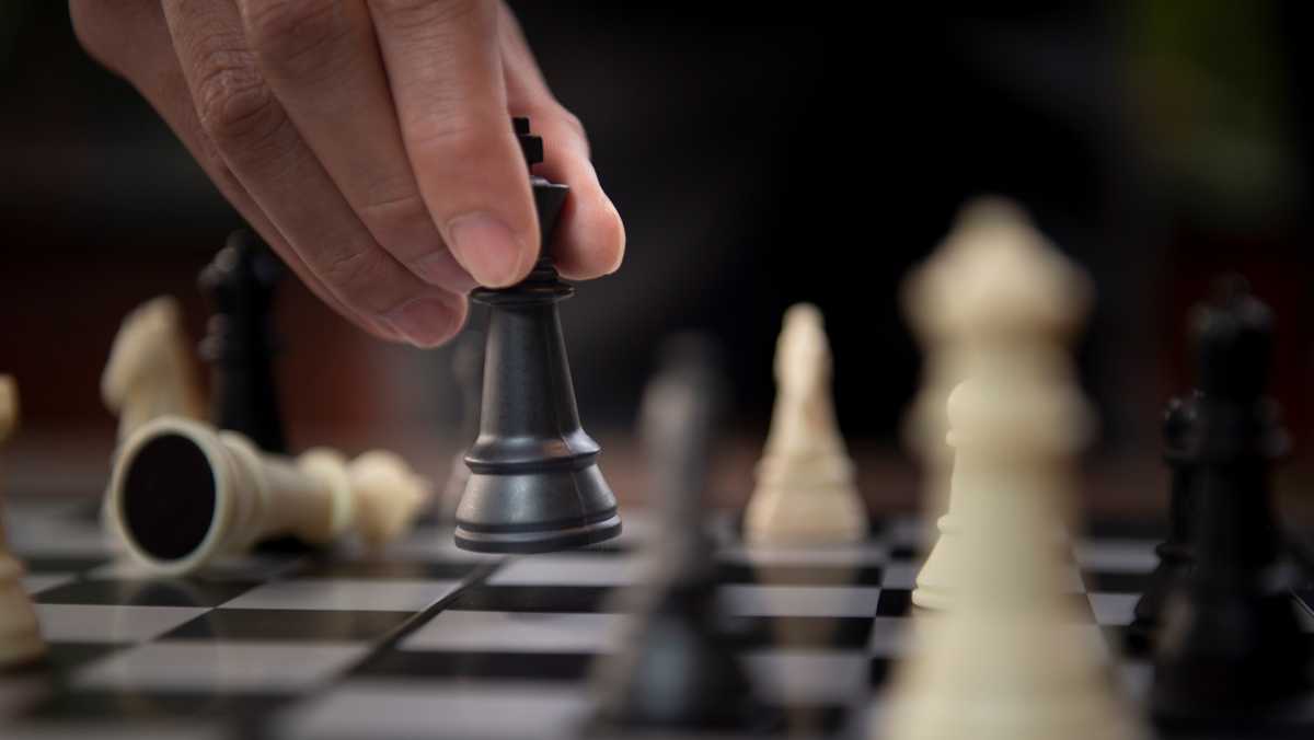 Hans Niemann: Teenage grandmaster 'likely cheated' in dozens of