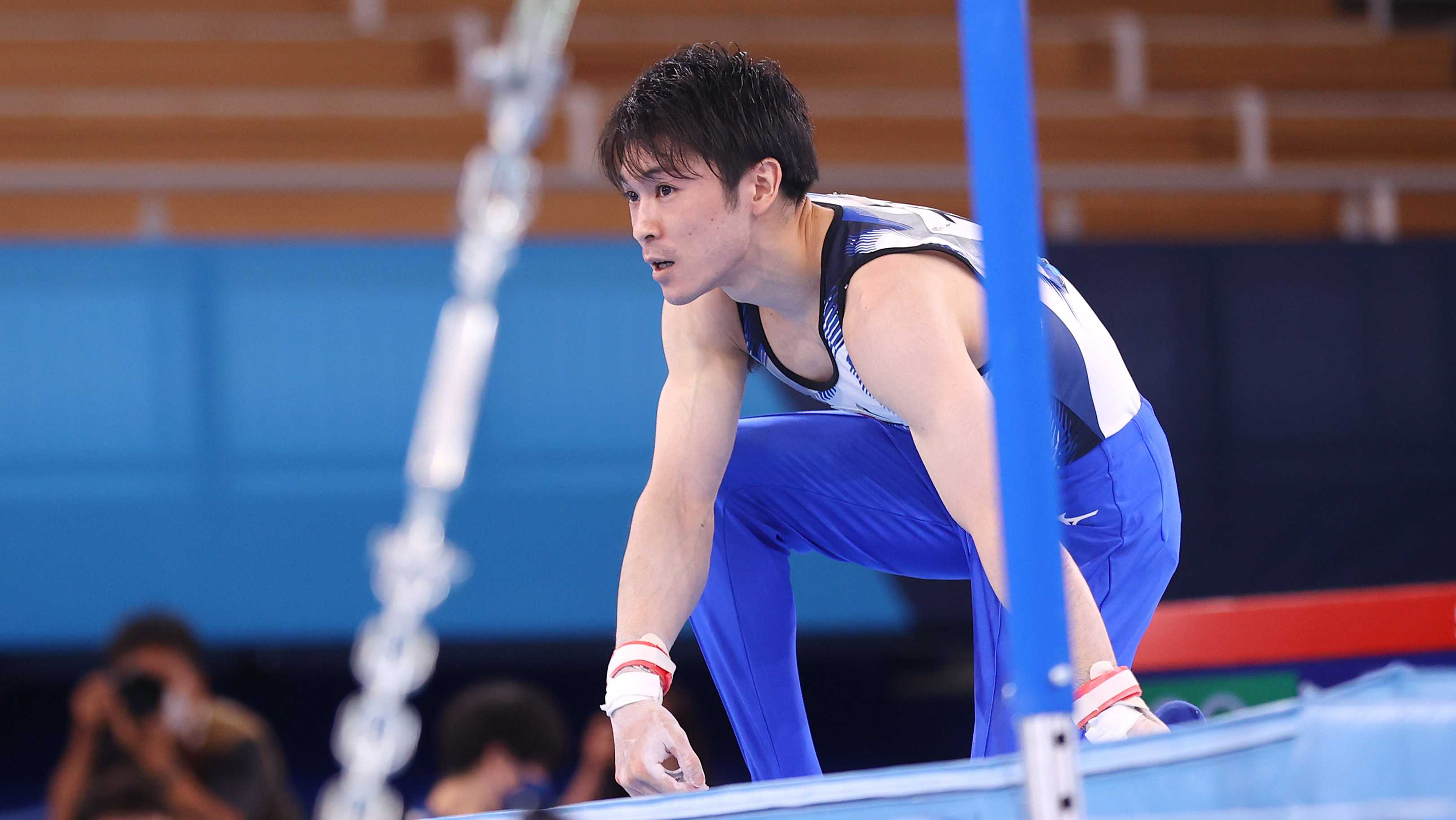 Japan surges to gymnastics lead; Reigning champ Uchimura out - Vimarsana News