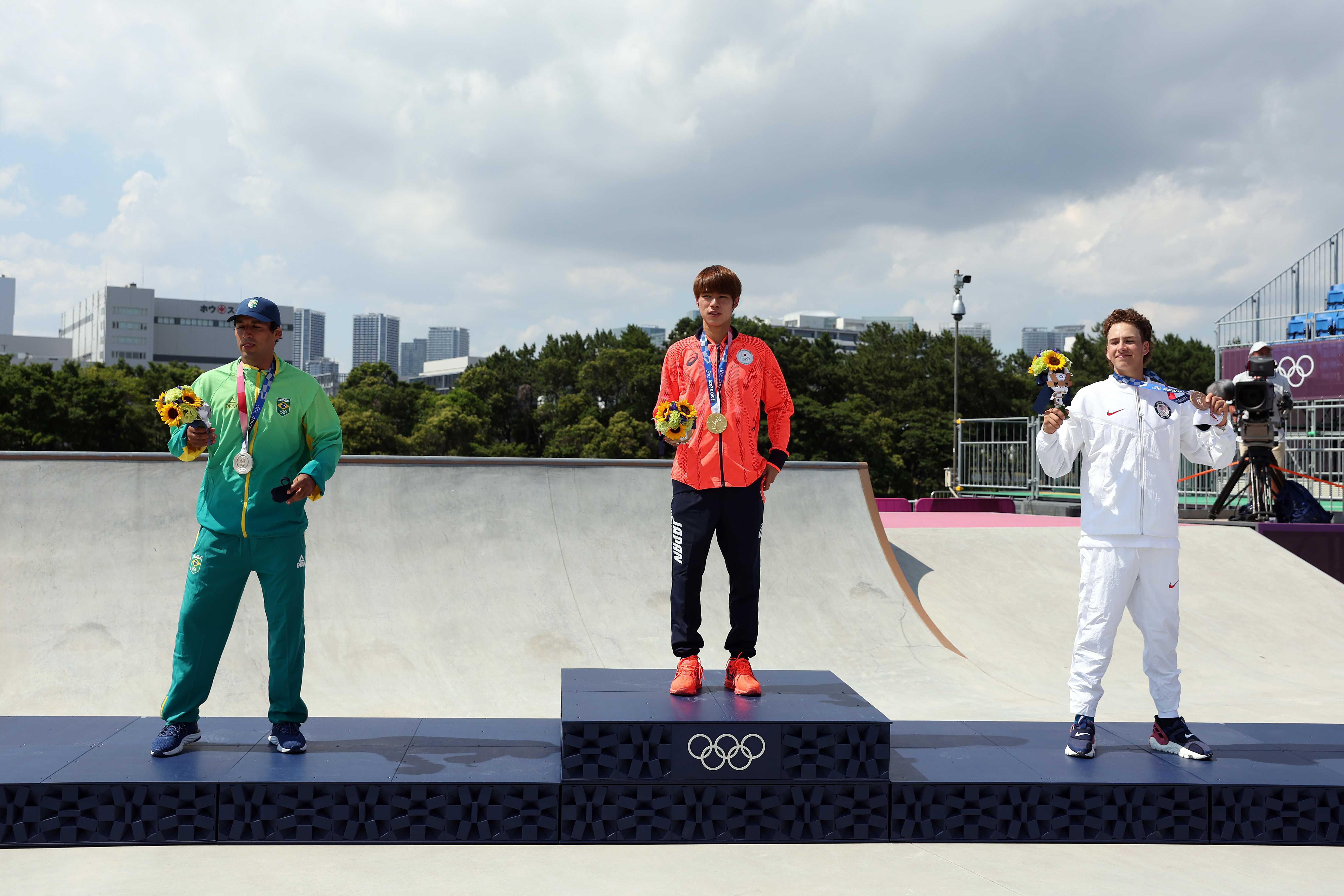 GALLERY 1st Olympic Medals Awarded For Skateboarding S Debut At Tokyo   Gettyimages 1330479321 