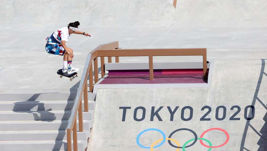 TOKYO, JAPAN - JULY 26:  Mariah Duran of Team United States competes during the Women&apos;s Street Prelims Heat 1 on day three of the Tokyo 2020 Olympic Games at Ariake Urban Sports Park on July 26, 2021 in Tokyo, Japan. (Photo by Ezra Shaw/Getty Images)