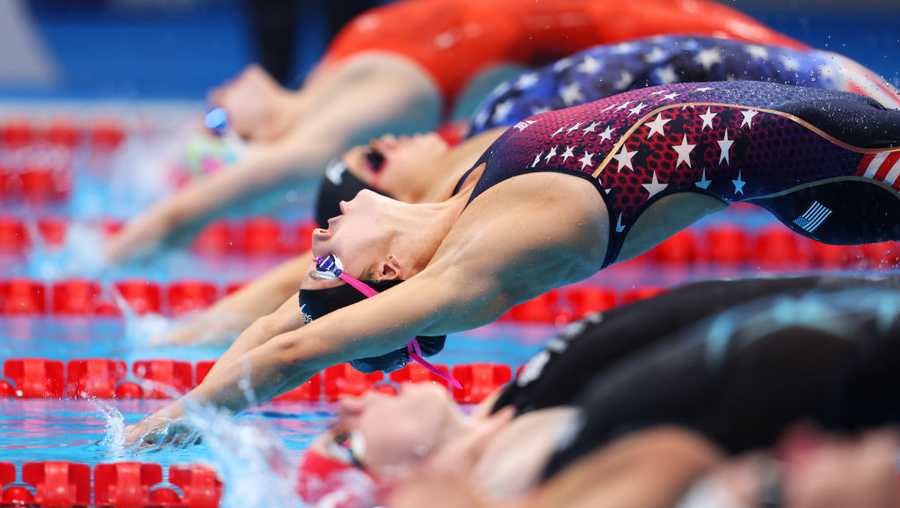 TOKYO, JAPAN - JULY 26: Regan Smith of Team United States competes in the Women&apos;s 100m Backstroke Semifinal on day three of the Tokyo 2020 Olympic Games at Tokyo Aquatics Centre on July 26, 2021 in Tokyo, Japan. (Photo by Tom Pennington/Getty Images)