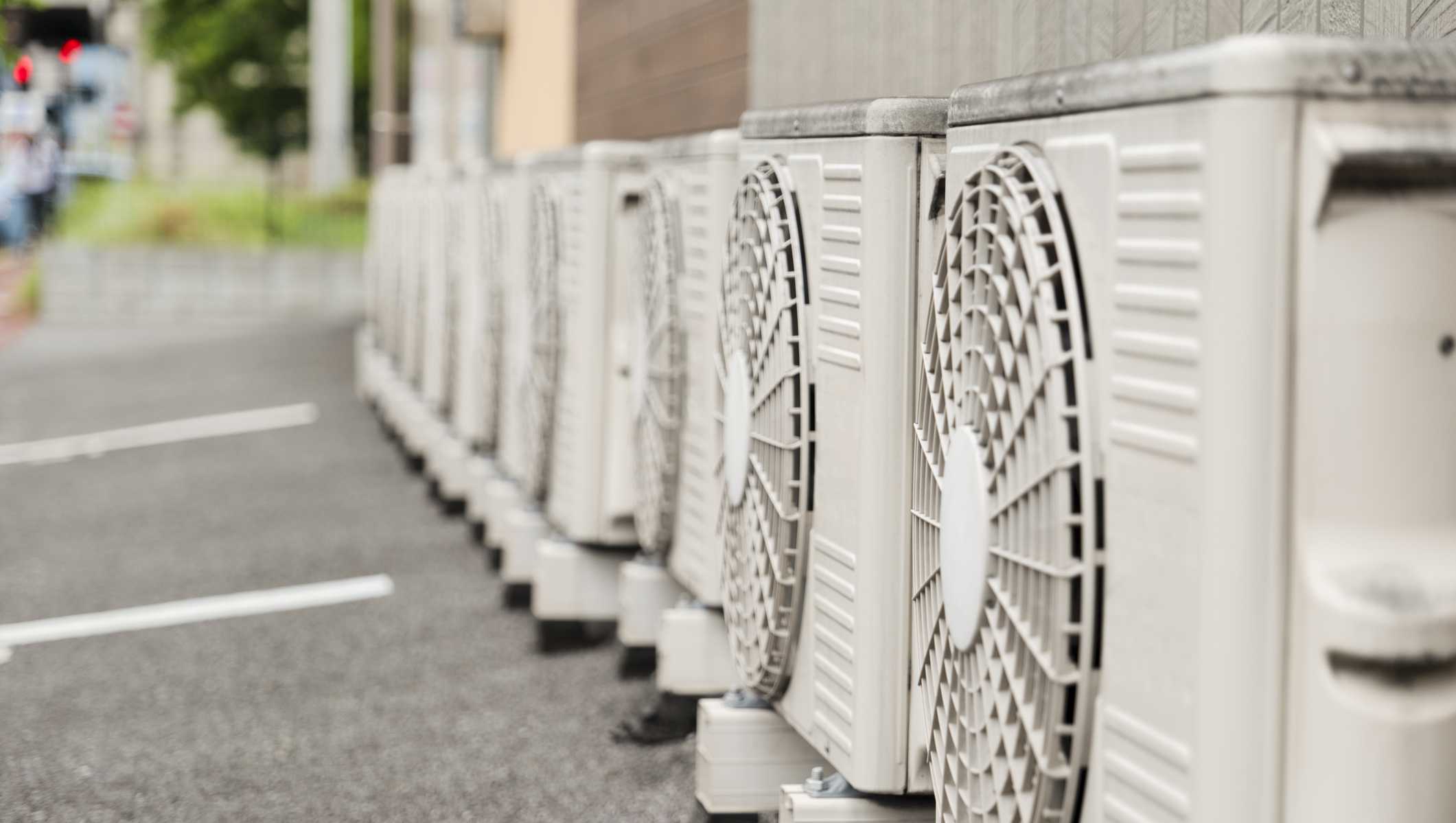 'I can't breathe': Kissimmee senior pleads for help after months without AC